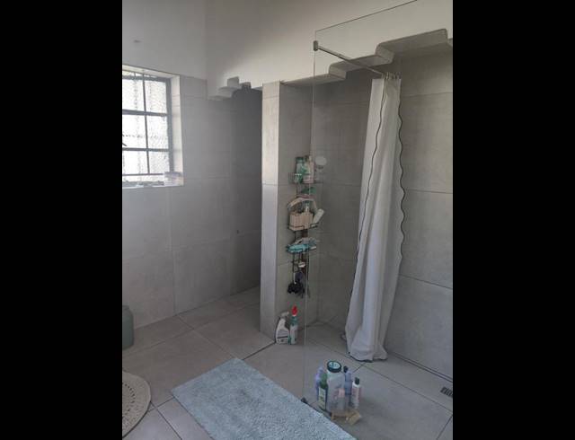 4 BEDROOM PROPERTY TO RENT IN EMMARENTIA